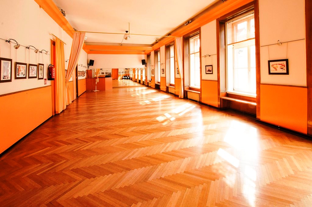 Tanzschule Strobl, Wien, Tanzschule